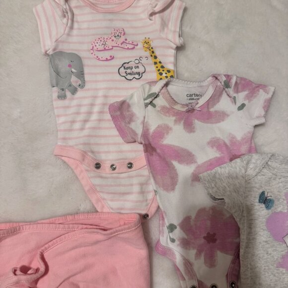 Carter's Newborn infant clothes
Price for all - Picture 2 of 6